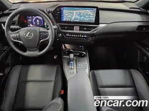 Lexus UX, 2025 — миниатюра 7