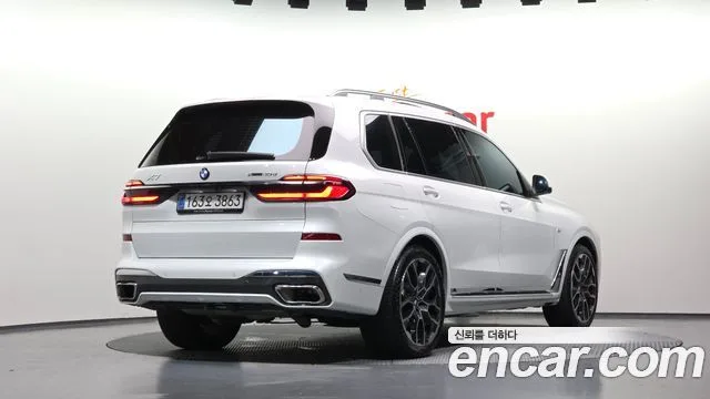 BMW X7, 2025 — фото автомобиля из Кореи