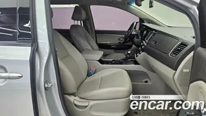 Kia Carnival, 2016 — миниатюра 15