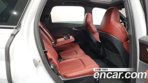 Audi SQ7, 2023 — миниатюра 11