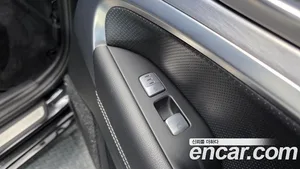 Genesis G70, 2019 — миниатюра 24