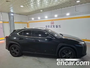 Lexus UX, 2024 — миниатюра 5