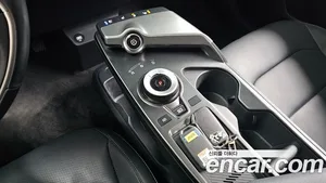 Kia EV6, 2023 — миниатюра 12