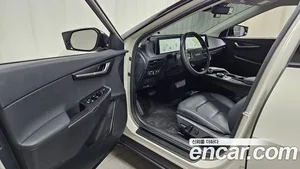 Kia EV6, 2023 — миниатюра 13