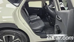 Kia EV6, 2023 — миниатюра 17