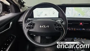 Kia EV6, 2023 — миниатюра 19