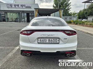 Kia Stinger, 2017 — миниатюра 5
