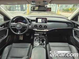 Kia Stinger, 2017 — миниатюра 16