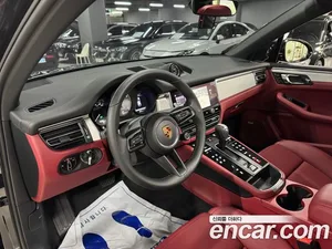 Porsche Macan, 2022 — миниатюра 4