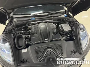 Porsche Macan, 2022 — миниатюра 5
