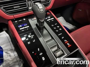 Porsche Macan, 2022 — миниатюра 11