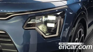 Kia Niro, 2022 — миниатюра 7
