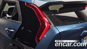 Kia Niro, 2022 — миниатюра 8
