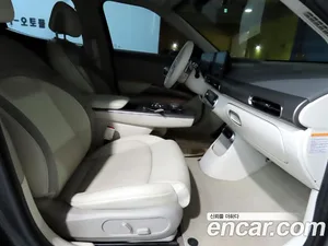 Genesis GV60, 2022 — миниатюра 8