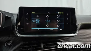 Peugeot 2008, 2023 — миниатюра 31