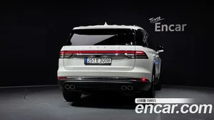 Lincoln Aviator, 2023 — миниатюра 4