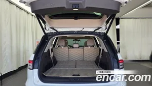 Lincoln Aviator, 2023 — миниатюра 26