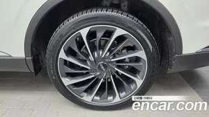 Lincoln Aviator, 2023 — миниатюра 7
