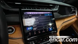 Jeep Cherokee, 2023 — миниатюра 16