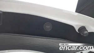 Tesla Model 3, 2024 — миниатюра 36