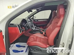 Porsche Cayenne, 2023 — миниатюра 11