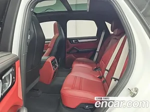 Porsche Cayenne, 2023 — миниатюра 12