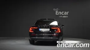 Volvo S60, 2022 — миниатюра 3