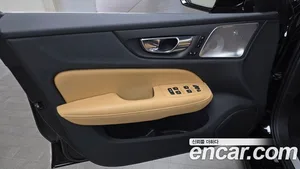 Volvo S60, 2022 — миниатюра 13