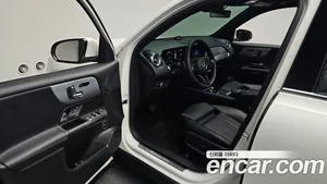 Mercedes-Benz GLB-Class, 2021 — миниатюра 10