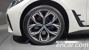 BMW i4, 2023 — миниатюра 5