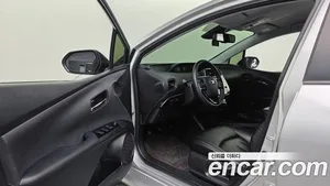Toyota Prius, 2022 — миниатюра 13