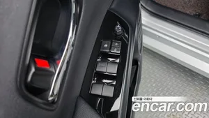 Toyota Prius, 2022 — миниатюра 17