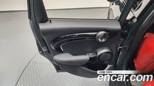 Mini Cooper, 2022 — миниатюра 15