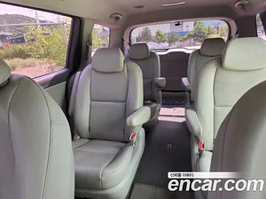 Kia Carnival, 2017 — миниатюра 20
