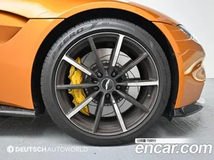 Astonmartin Vantage, 2023 — миниатюра 5