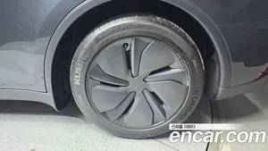 Tesla Model Y, 2025 — миниатюра 7