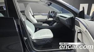 Tesla Model Y, 2025 — миниатюра 16