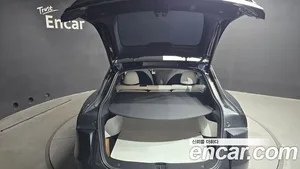 Tesla Model Y, 2025 — миниатюра 32