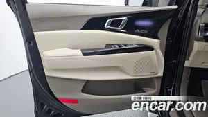 Kia Carnival, 2023 — миниатюра 14