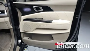 Kia Carnival, 2023 — миниатюра 15