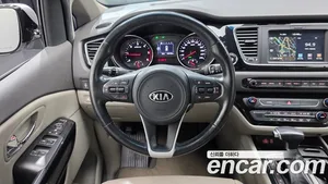 Kia Carnival, 2017 — миниатюра 13