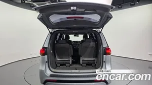 Kia Carnival, 2017 — миниатюра 20