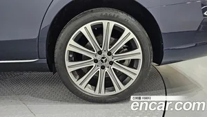 Mercedes-Benz E-Class, 2023 — миниатюра 7