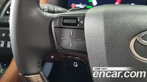 Toyota Alphard, 2024 — миниатюра 25