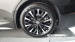 Toyota Alphard, 2024 — миниатюра 7