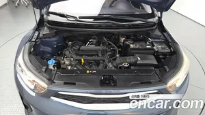 Kia Stonic, 2018 — миниатюра 5