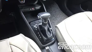 Kia Stonic, 2018 — миниатюра 11