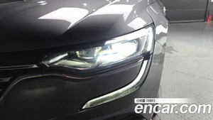 Renault SM6, 2018 — миниатюра 8