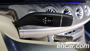 Mercedes-Benz E-Class, 2023 — миниатюра 11