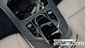Mercedes-Benz E-Class, 2023 — миниатюра 24